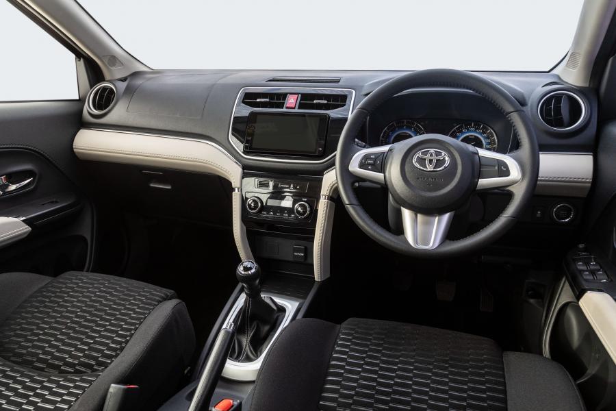 Торпедо Toyota Rush 2018 года  (ZA) (фото 25 из 32)
